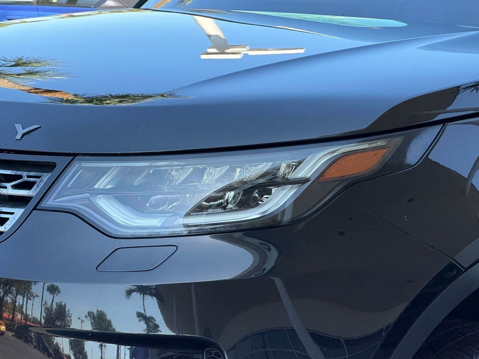 Used 2019 Land Rover Discovery HSE image 11