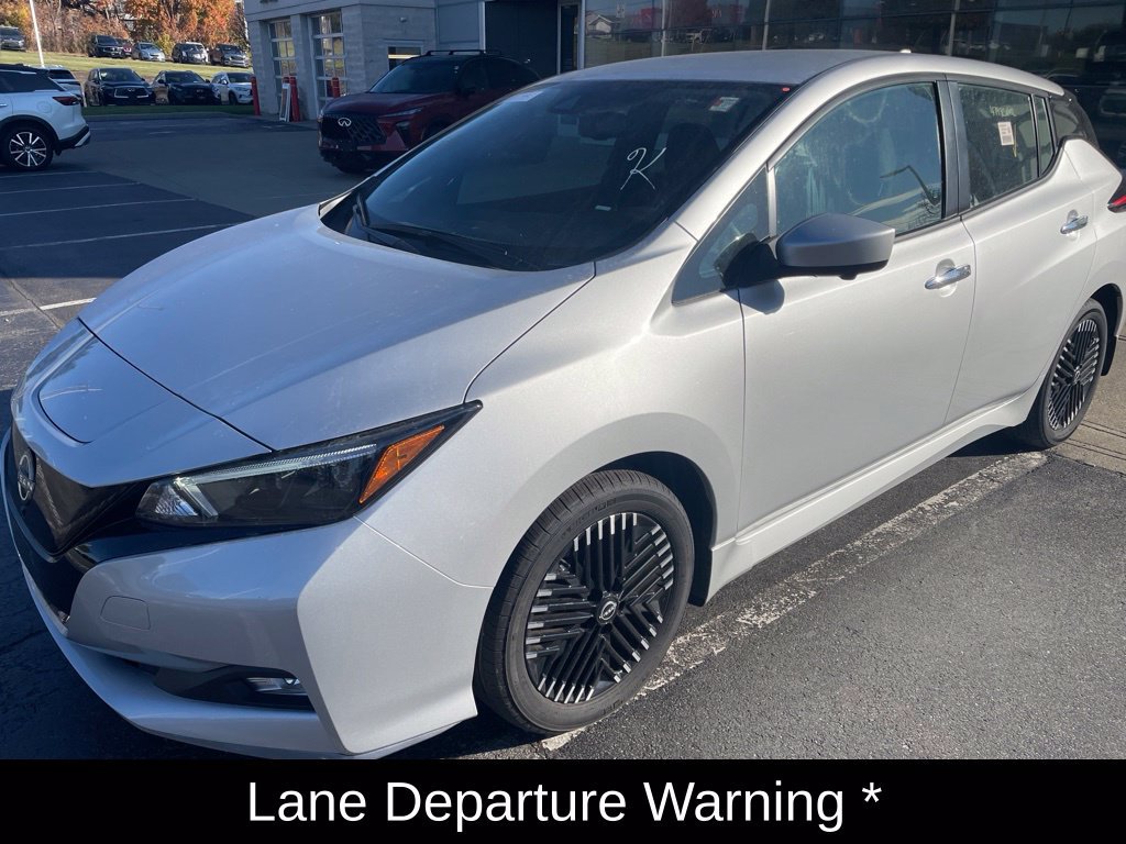 Used 2025 Nissan Leaf SV Plus FWD image 7