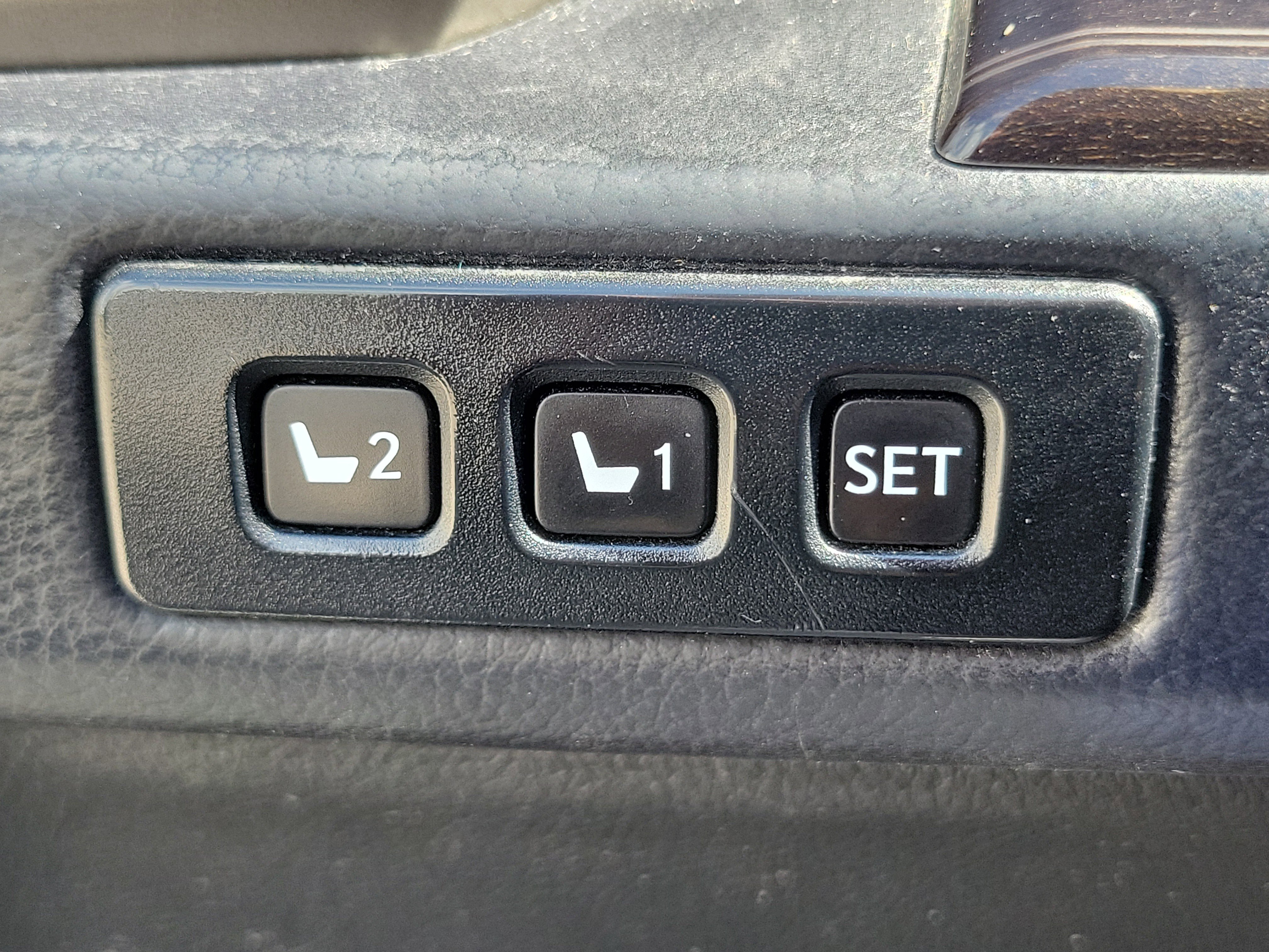 Used 2021 Lexus GX 460 Premium w/ Premium Package image 27