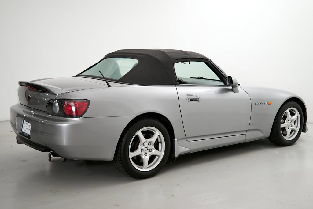 Used 2000 Honda S2000 image 18