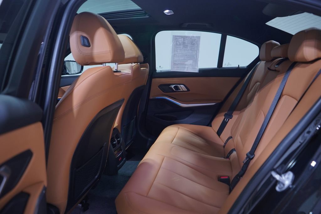 Used 2022 BMW 330e w/ Premium Package image 9