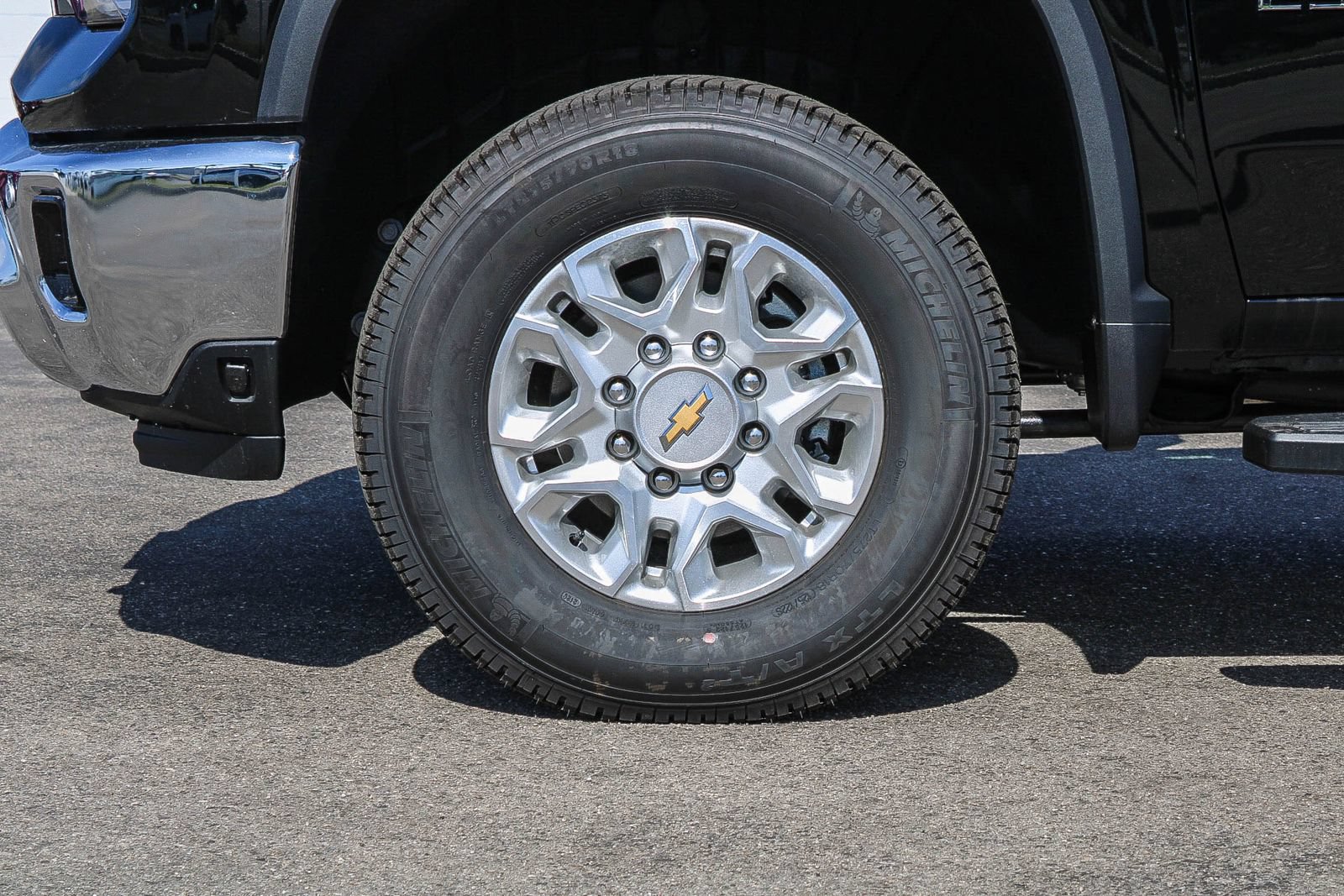 New 2026 Chevrolet Silverado 2500 LTZ w/ LTZ Plus Package AWD/4WD image 9