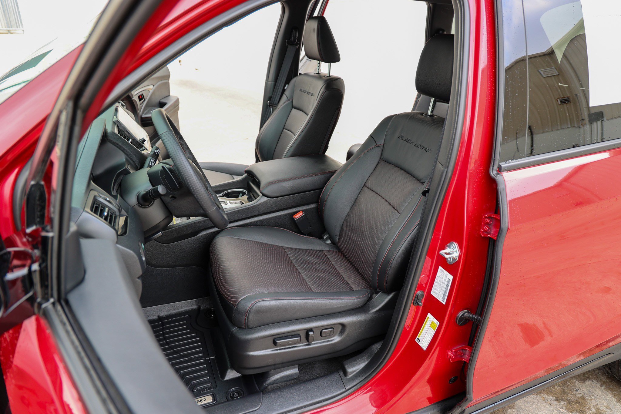 Used 2024 Honda Passport Black Edition image 47