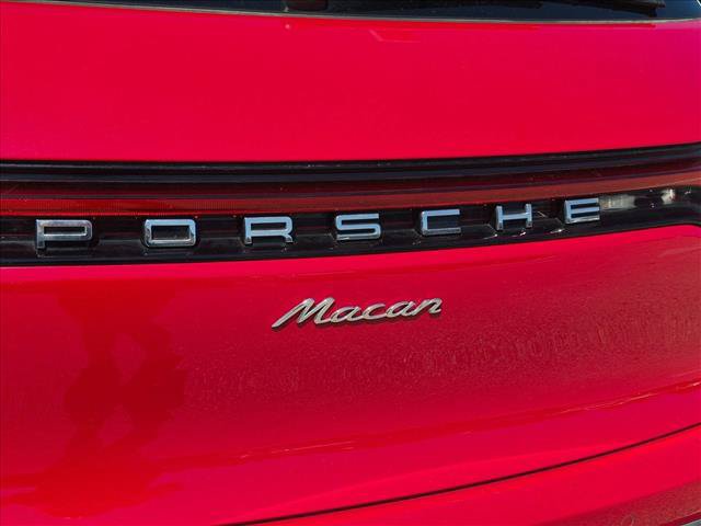Used 2025 Porsche Macan Turbo AWD/4WD image 13