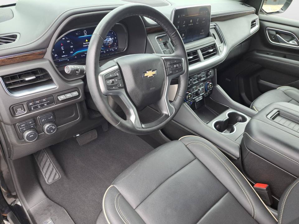 Used 2024 Chevrolet Tahoe Premier AWD/4WD image 10