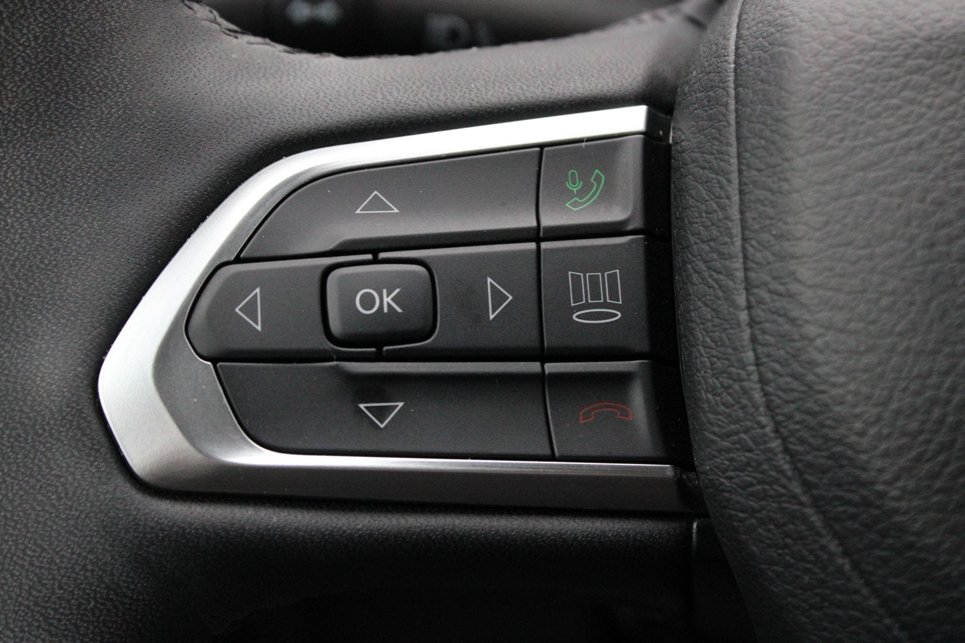Used 2023 Jeep Compass High Altitude AWD/4WD image 31