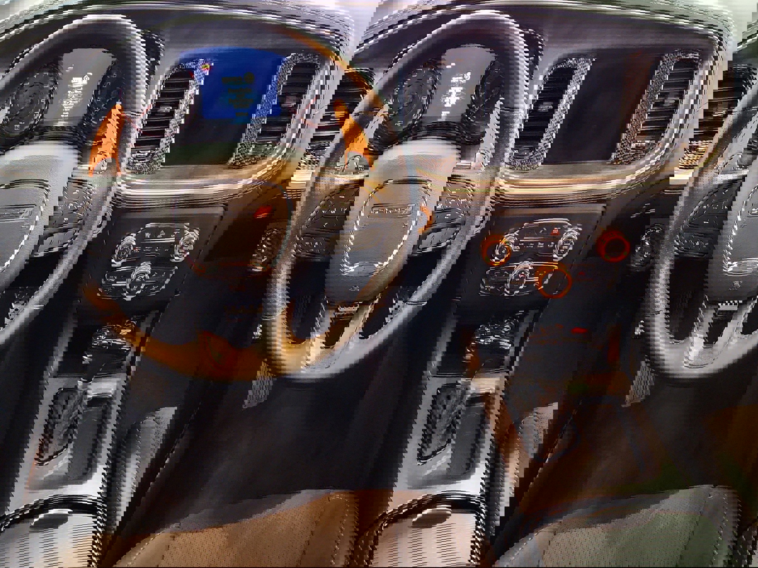 Used 2023 Dodge Charger Scat Pack w/ Daytona Edition Group image 12