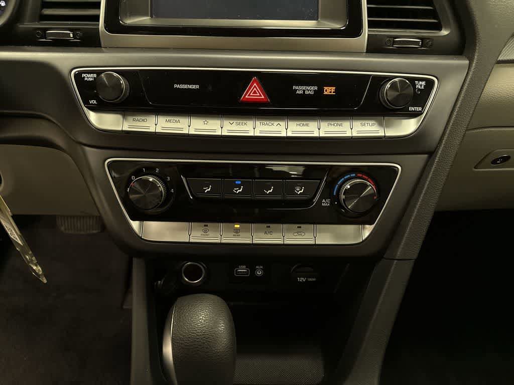Used 2019 Hyundai Sonata SE FWD image 21