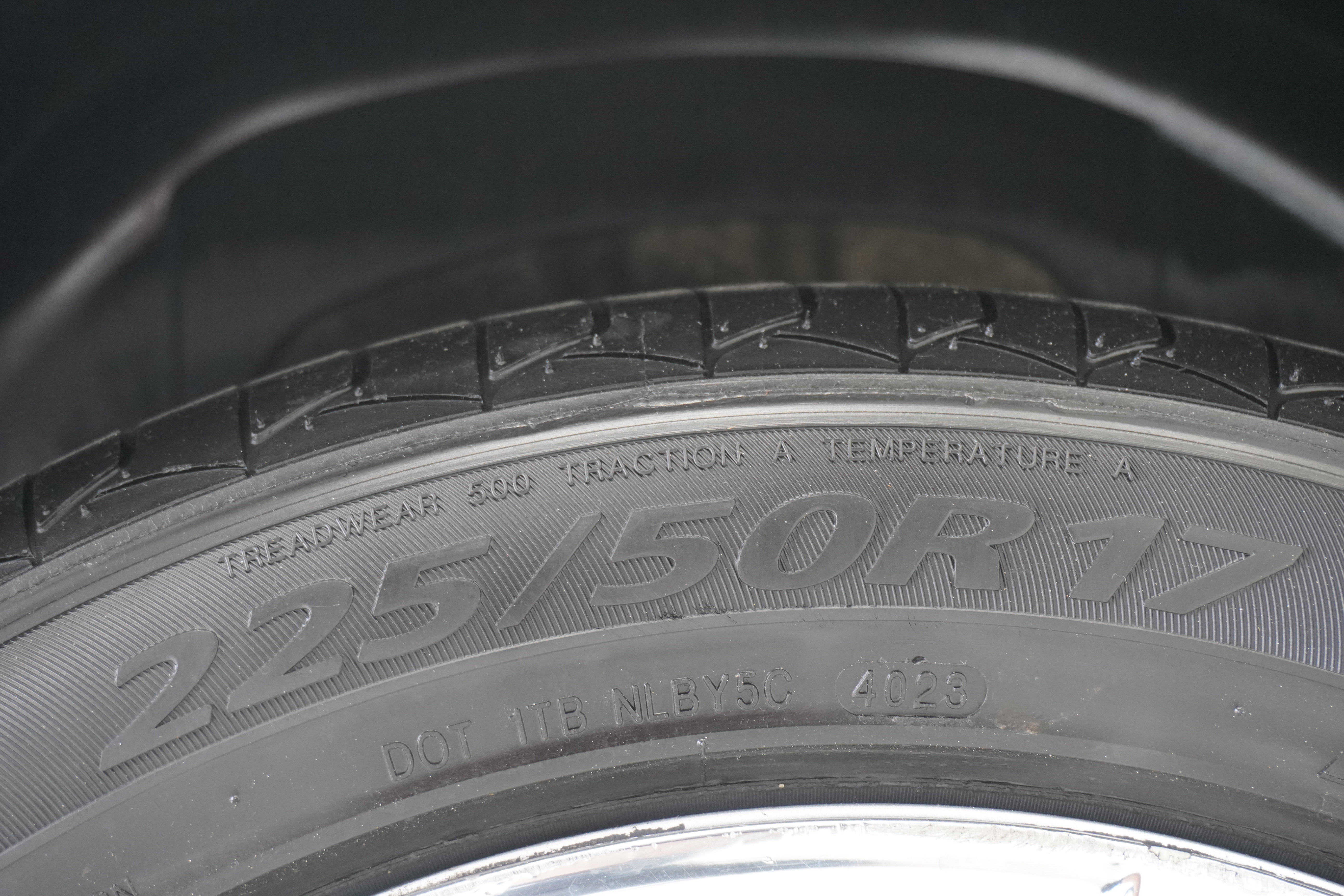 Used 2010 Lincoln MKZ image 27