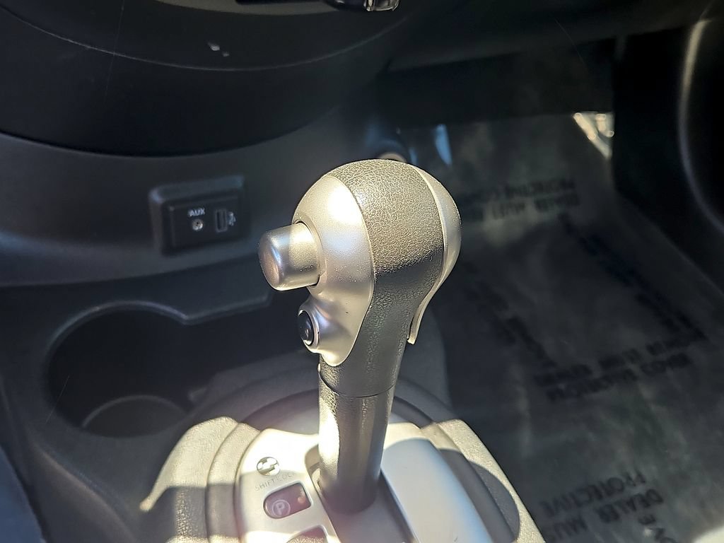 Used 2018 Nissan Versa SV FWD image 20