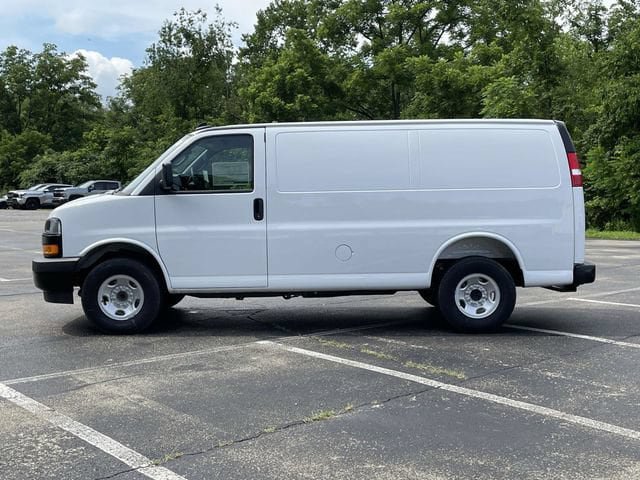 New 2025 Chevrolet Express 2500 w/ Driver Convenience Package RWD image 6