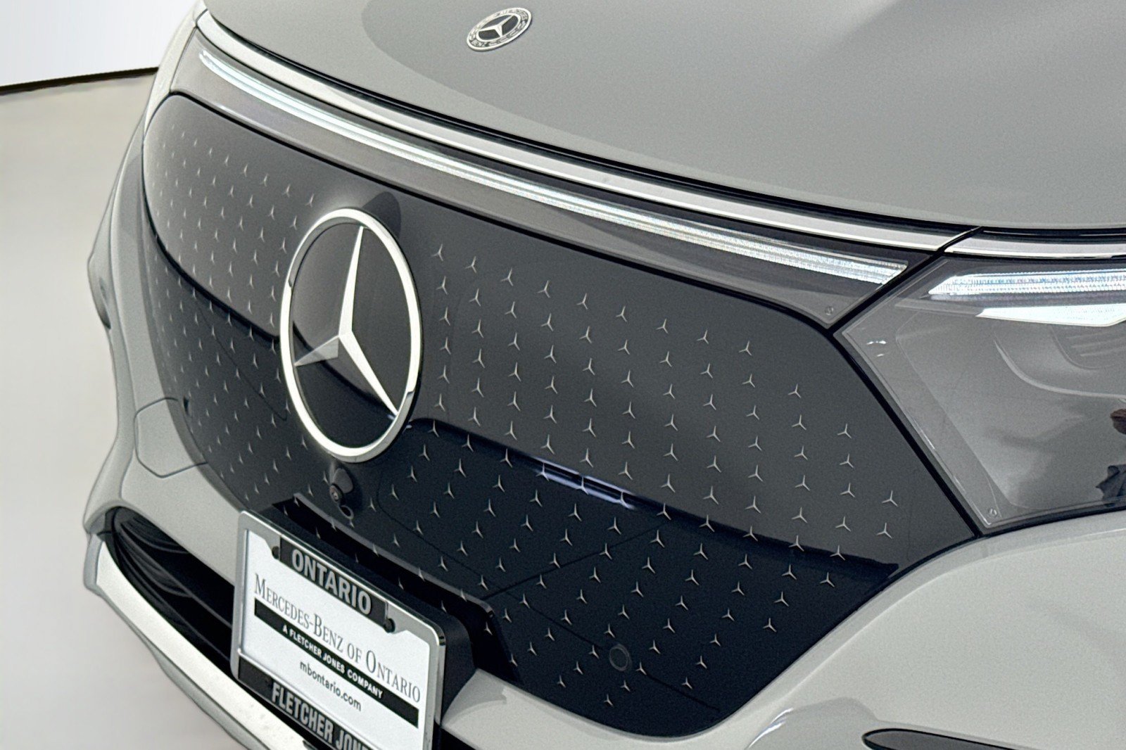 New 2026 Mercedes-Benz EQS 400 4MATIC SUV image 12