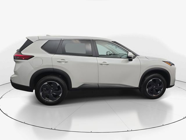 Used 2024 Nissan Rogue SV image 11