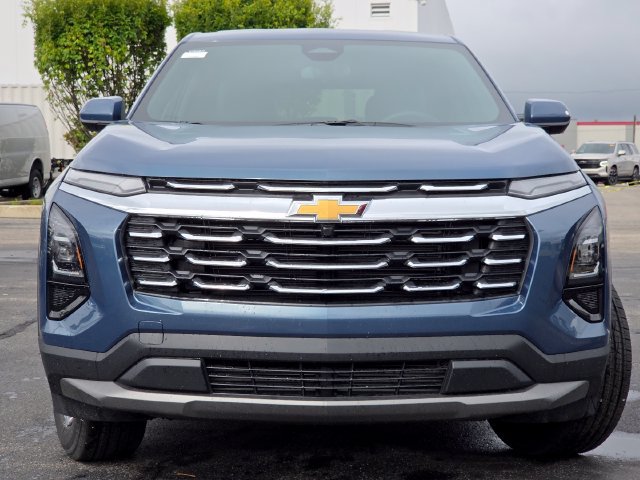 New 2027 Chevrolet Equinox LT w/ Convenience Package II FWD image 11