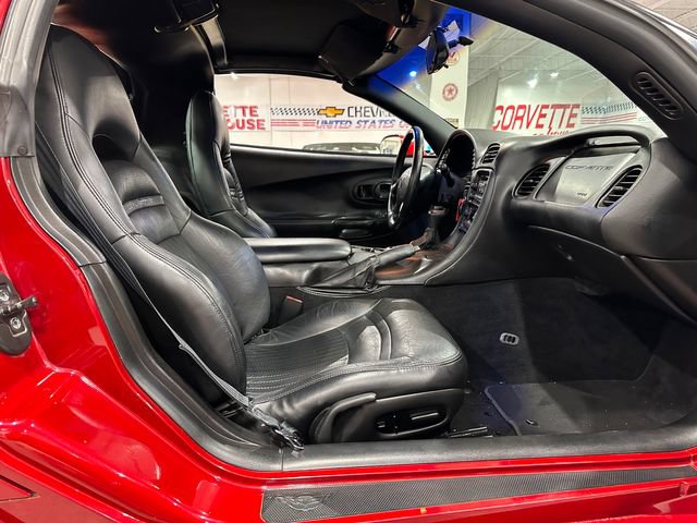 Used 1999 Chevrolet Corvette Coupe w/ Roof Pkg RWD image 32