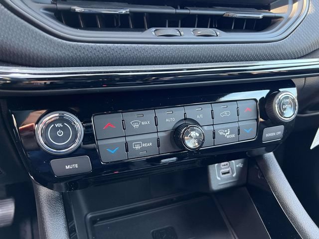 New 2026 Jeep Compass Latitude w/ Quick Order Package 29K AWD/4WD image 21