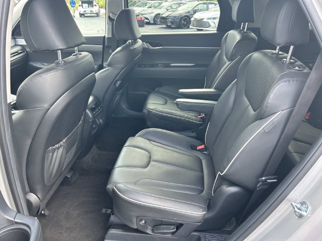 Used 2024 Hyundai Palisade SEL FWD image 19