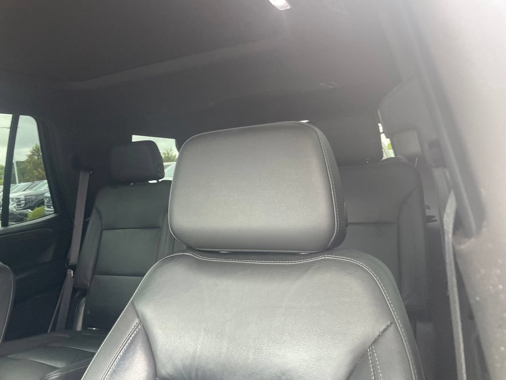 Used 2021 Chevrolet Tahoe Z71 w/ Z71 Off-Road Package AWD/4WD image 22