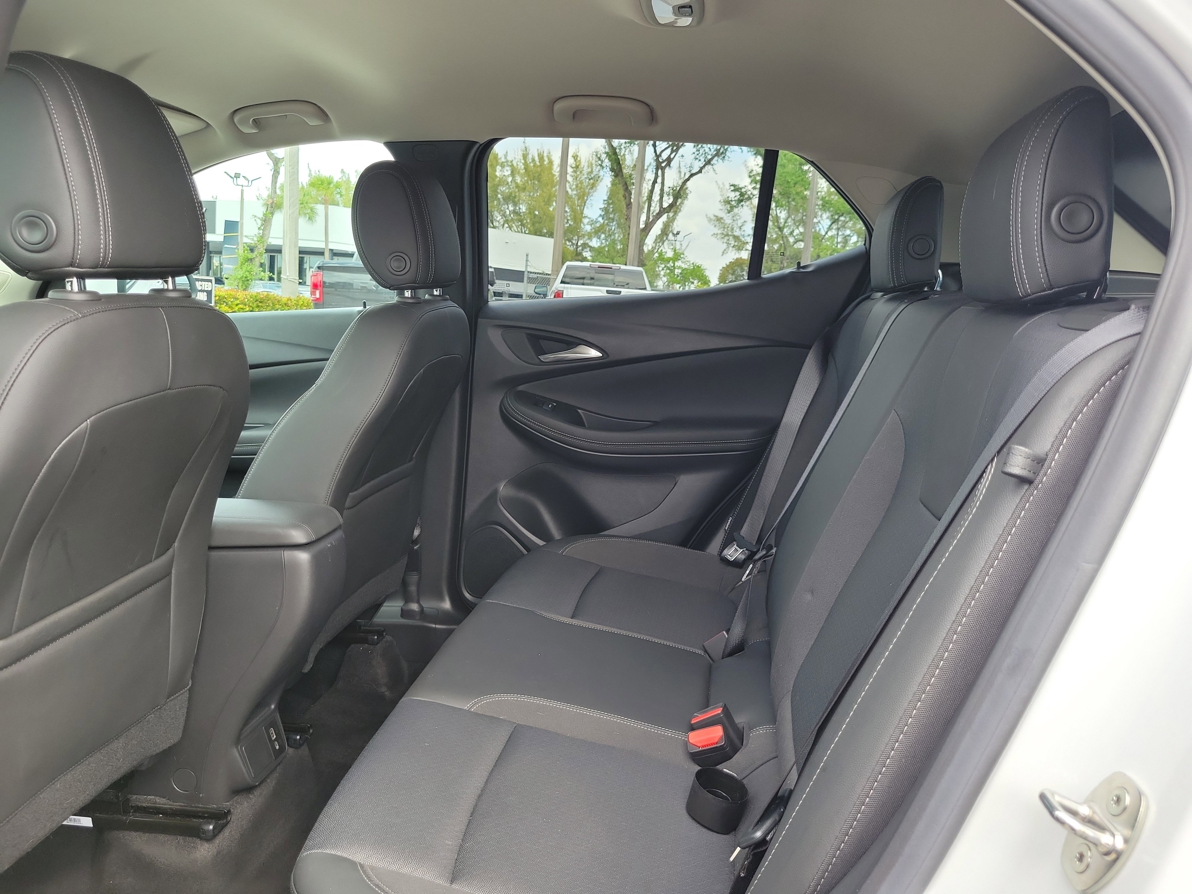 Used 2024 Buick Encore GX Preferred FWD image 12