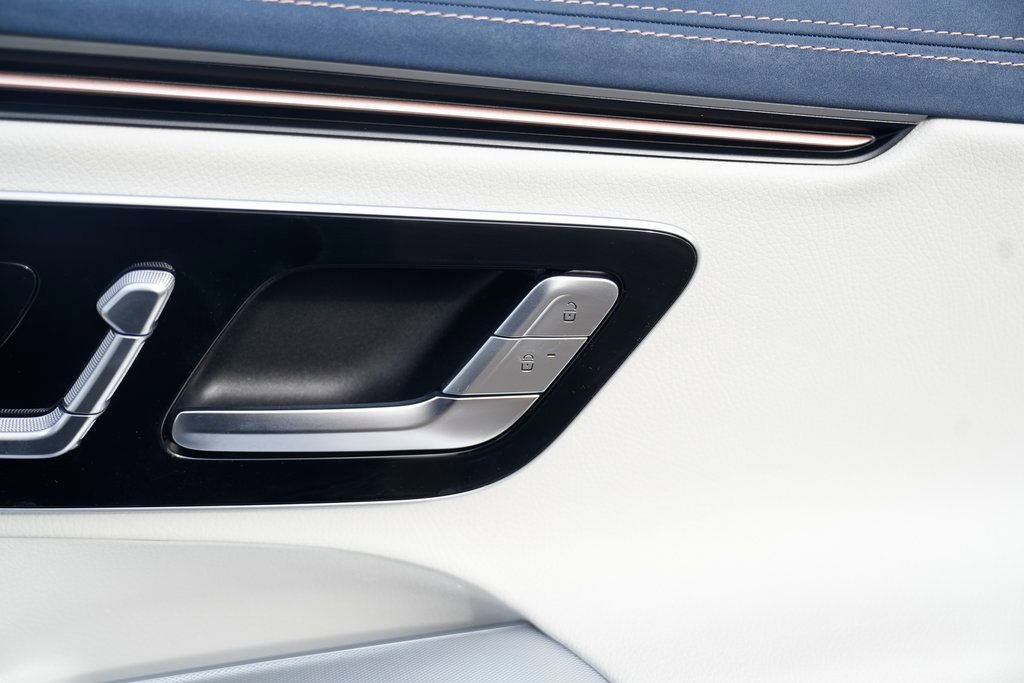 Used 2023 Mercedes-Benz EQE 500 4MATIC SUV image 38