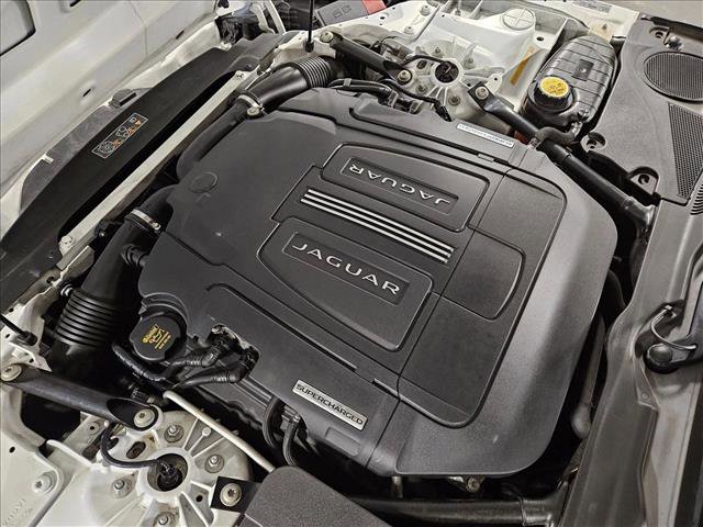 Used 2014 Jaguar F-TYPE S image 19