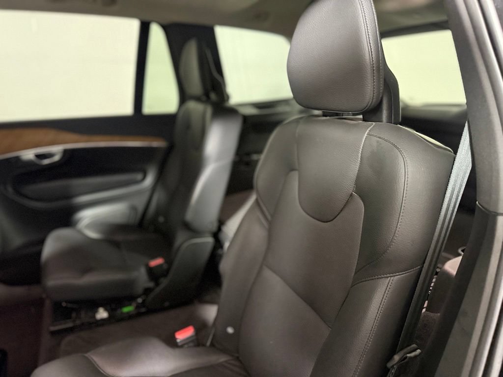 Used 2024 Volvo XC90 T8 Plus AWD/4WD image 24