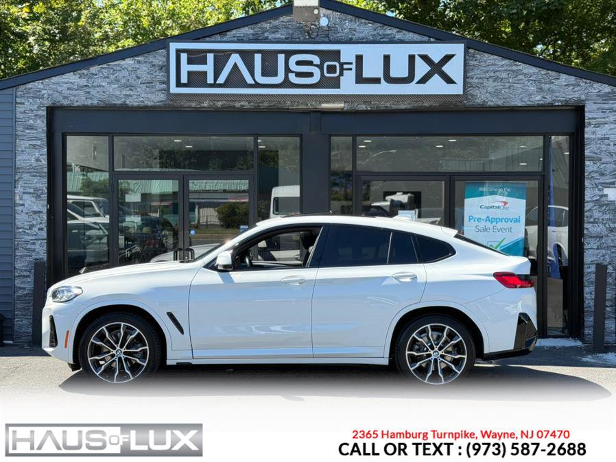 Used 2023 BMW X4 xDrive30i w/ M Sport Package image 9
