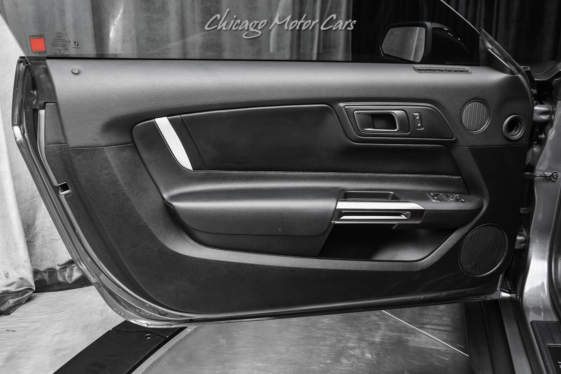 Used 2021 Ford Mustang Shelby GT500 w/ Technology Package RWD image 27