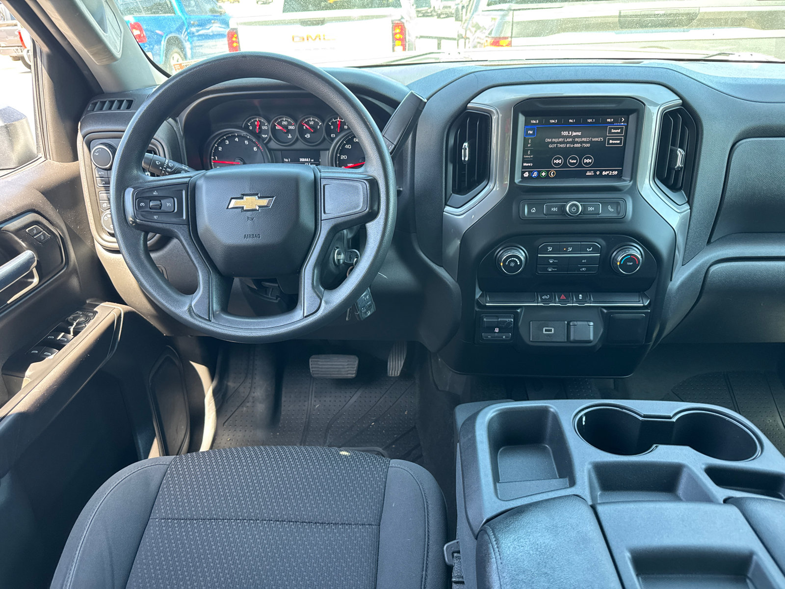 Used 2020 Chevrolet Silverado 1500 Custom w/ Custom Max Trailering Package AWD/4WD image 8
