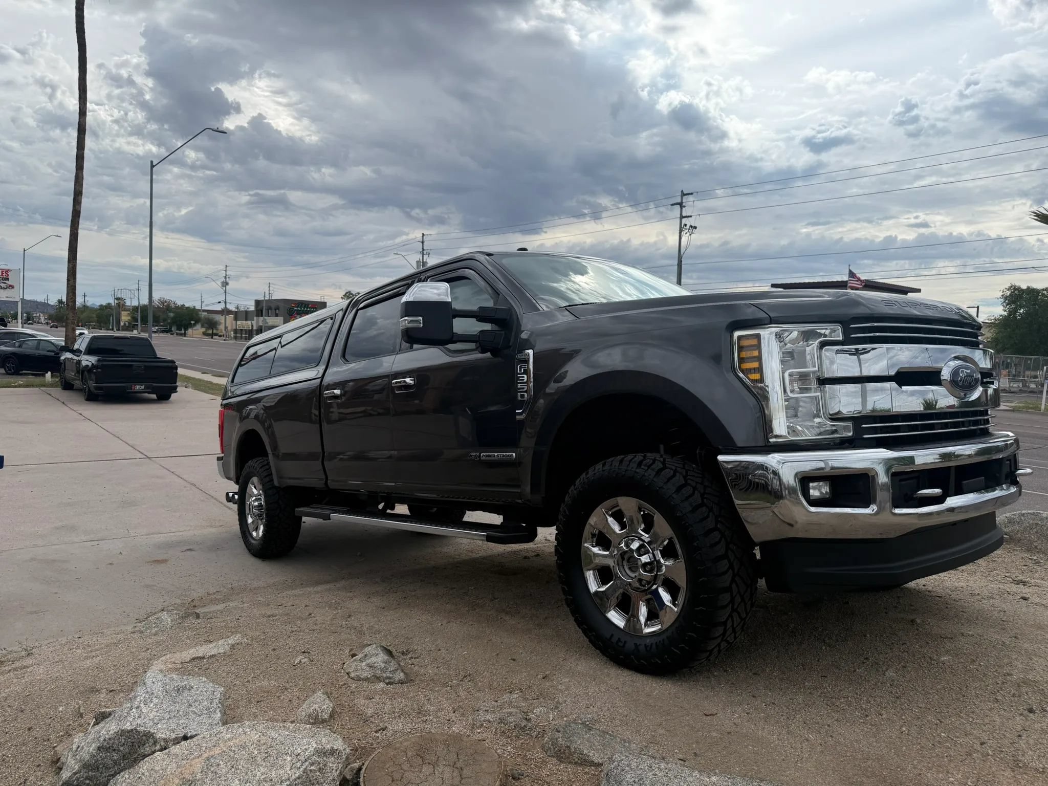 Used 2018 Ford F350 Lariat w/ Lariat Ultimate Package AWD/4WD image 5