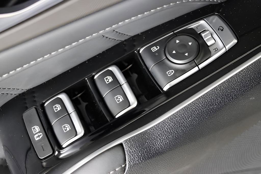 New 2025 Kia Sorento SX image 17