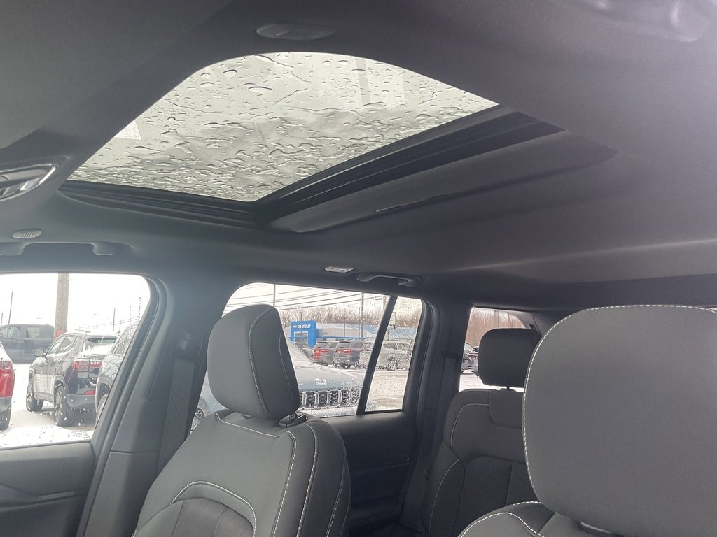 New 2026 Jeep Grand Cherokee 4WD image 13