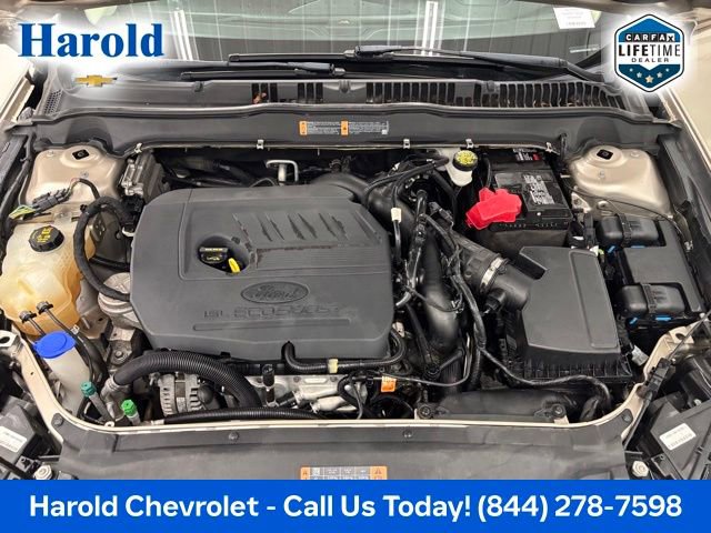 Used 2017 Ford Fusion SE w/ Fusion SE Technology Package FWD image 18