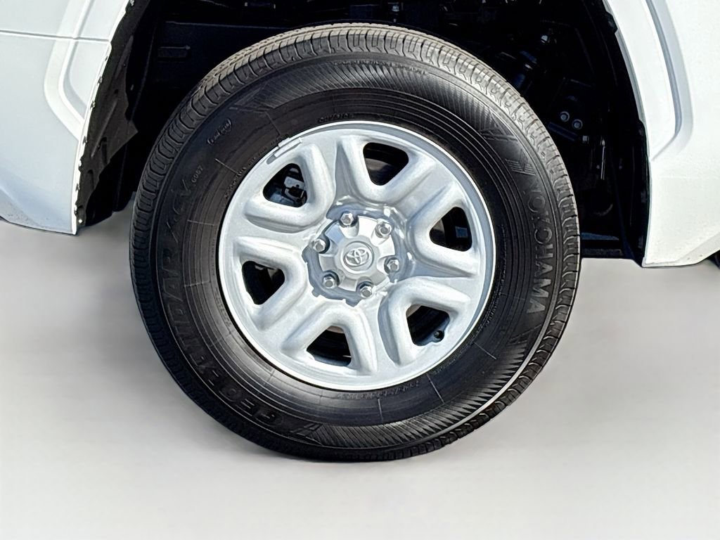 Certified 2026 Toyota Tundra SR image 32