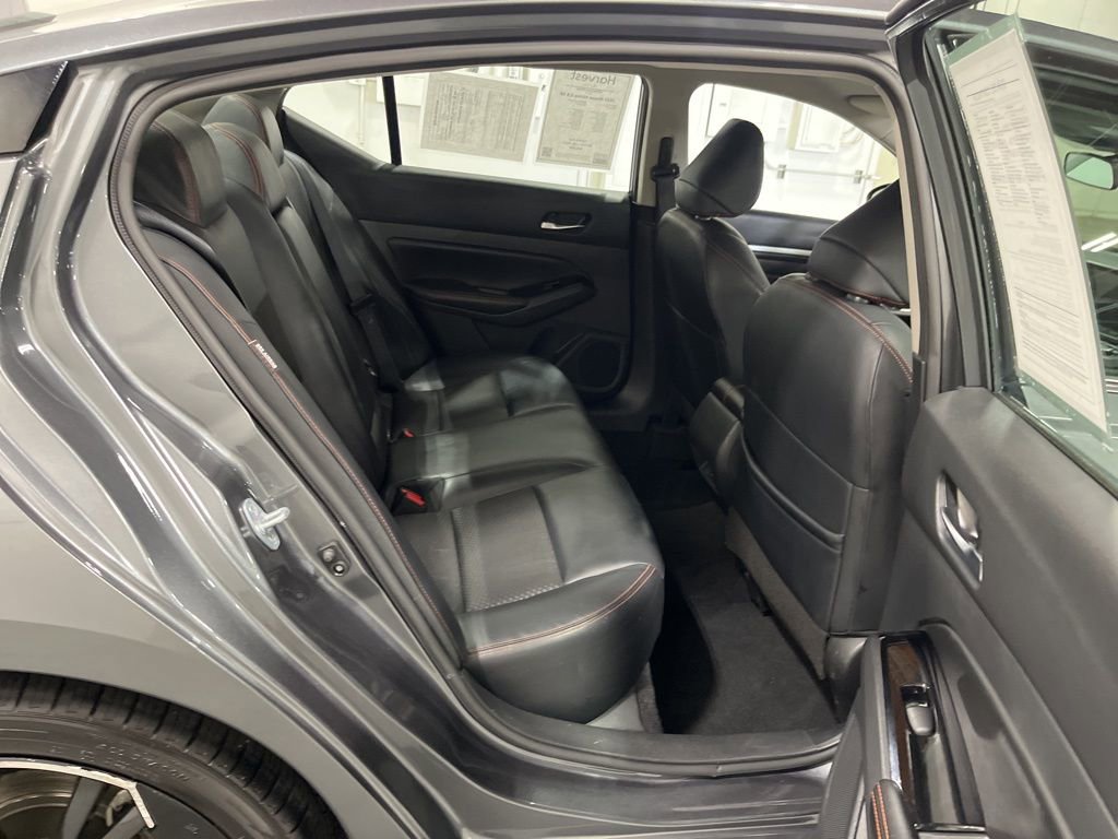 Used 2023 Nissan Altima 2.5 SR FWD image 27