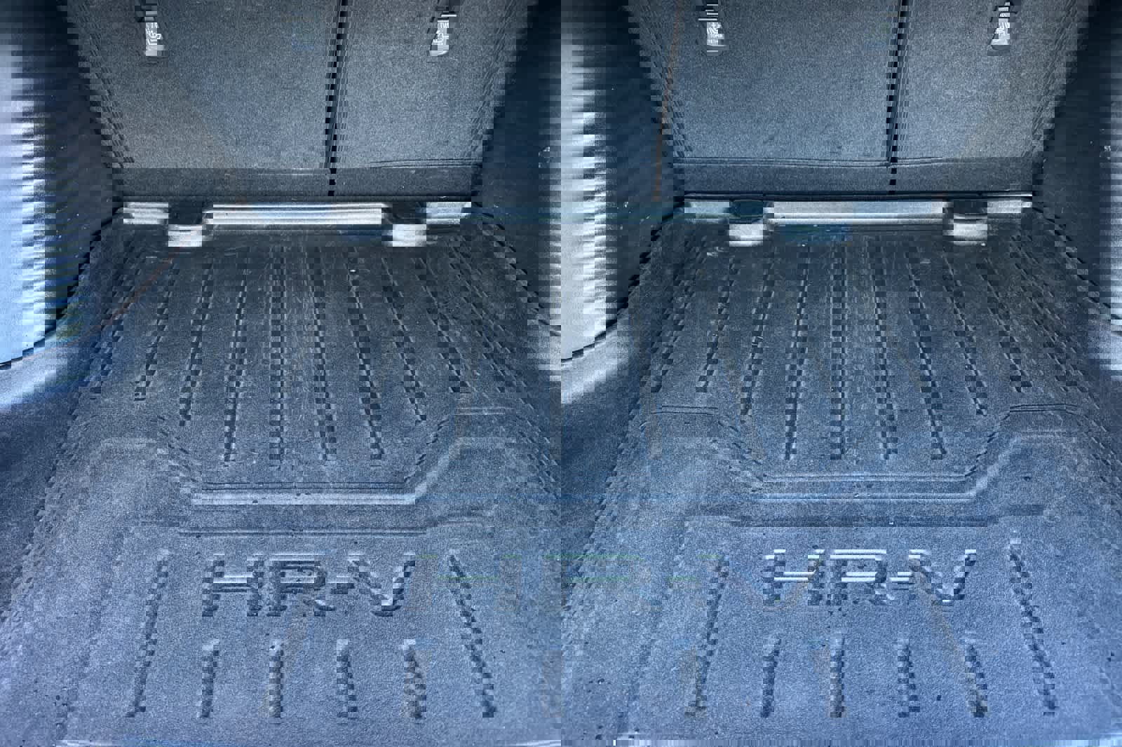 Used 2023 Honda HR-V EX-L image 15