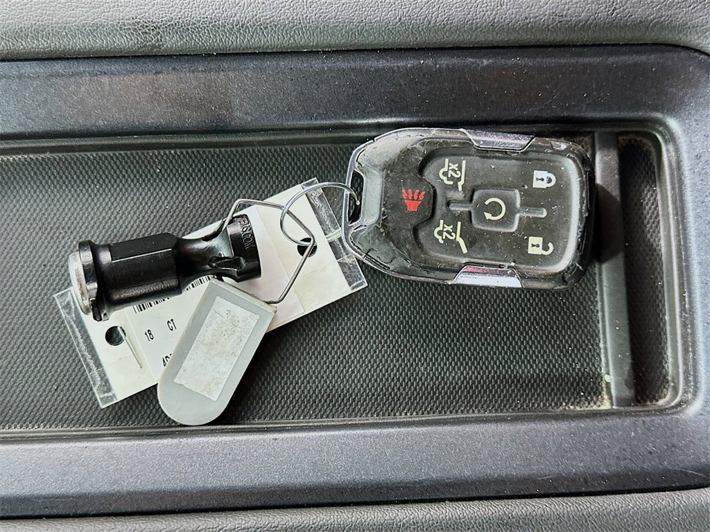 Used 2018 Chevrolet Suburban LT image 35