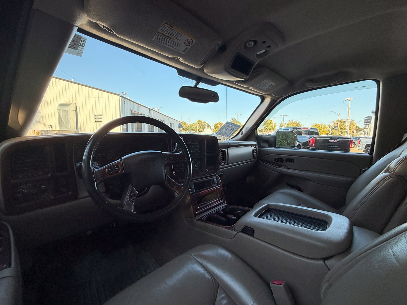 Used 2005 GMC Sierra 3500 SLT w/ Heavy-Duty Power Package RWD image 23