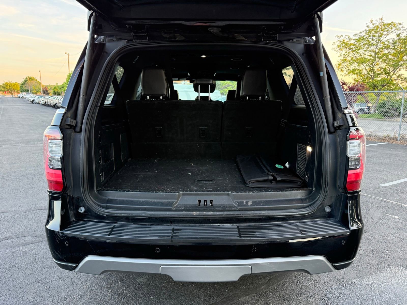 Used 2020 Ford Expedition Max Limited AWD/4WD image 37