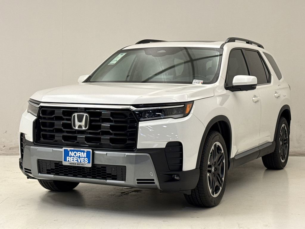 New 2026 Honda Pilot Touring image 2