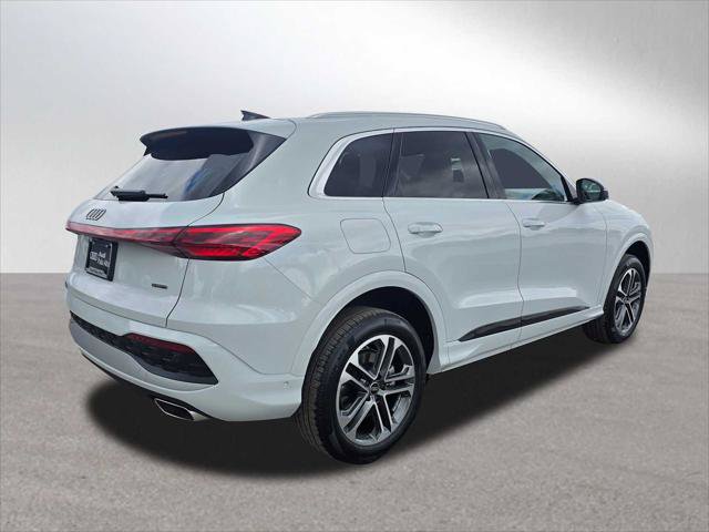 New 2026 Audi Q5 Premium Plus AWD/4WD image 3