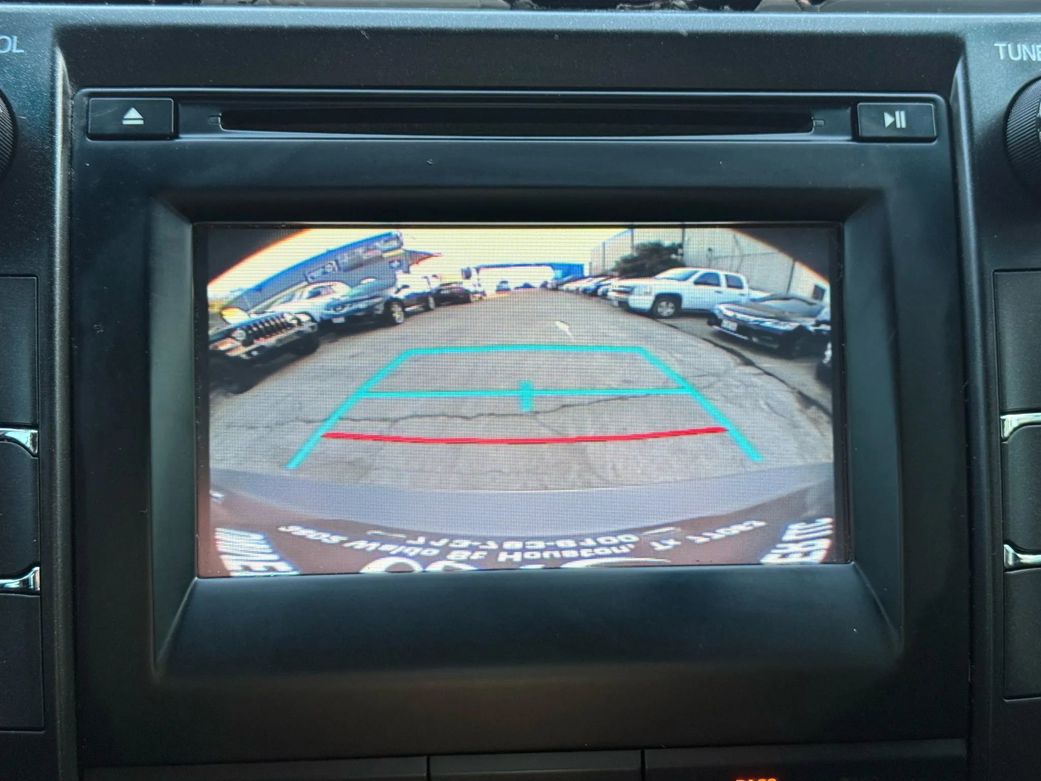 Used 2015 Toyota Camry SE FWD image 13