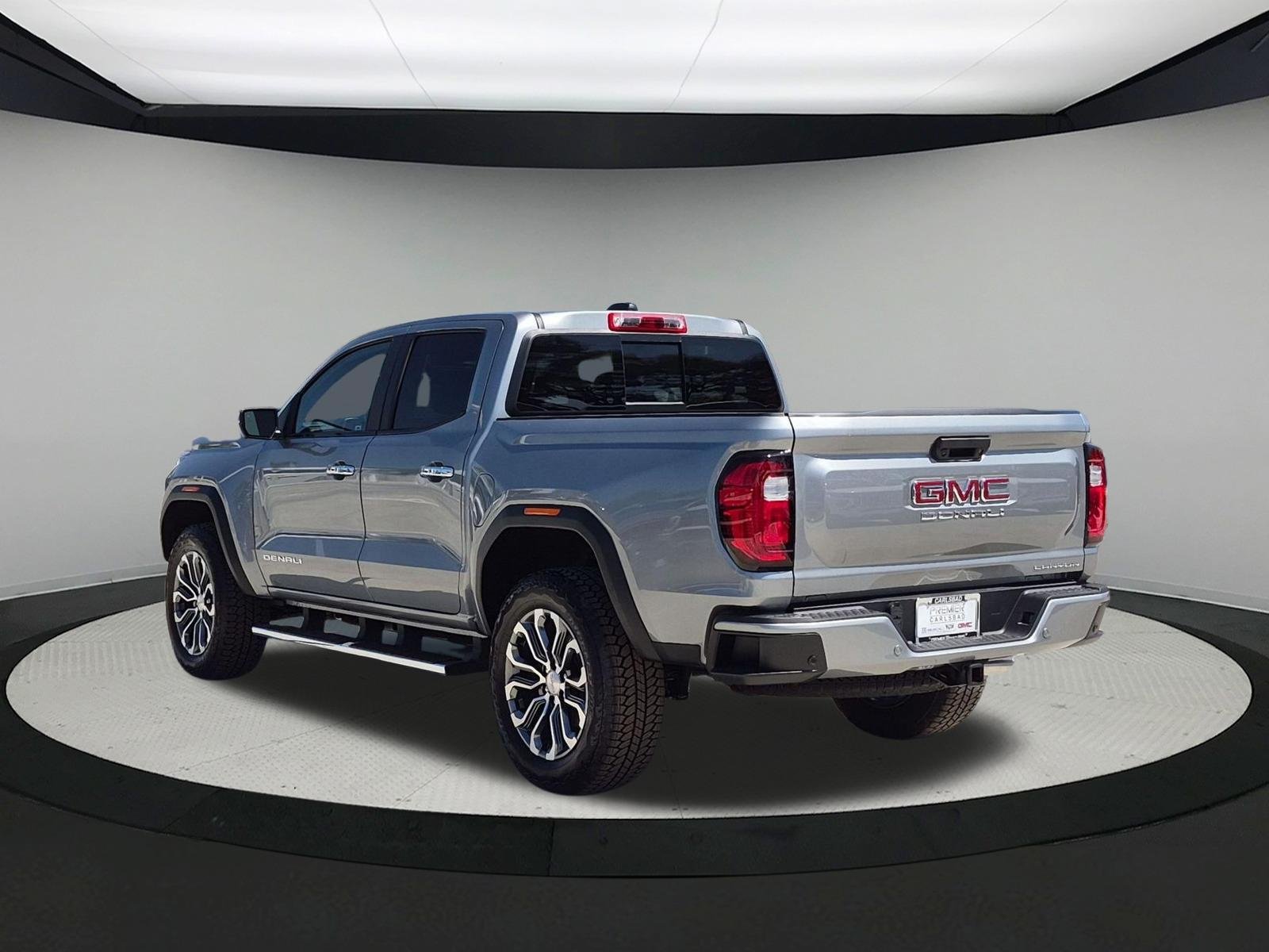 New 2026 GMC Canyon Denali AWD/4WD image 3