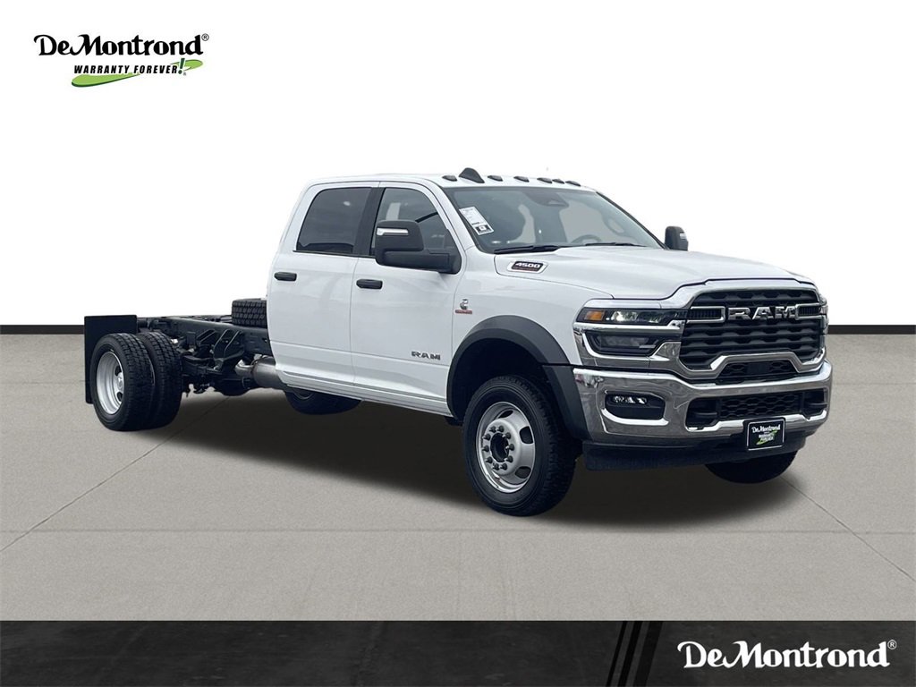 New 2025 RAM 4500 Tradesman image 3