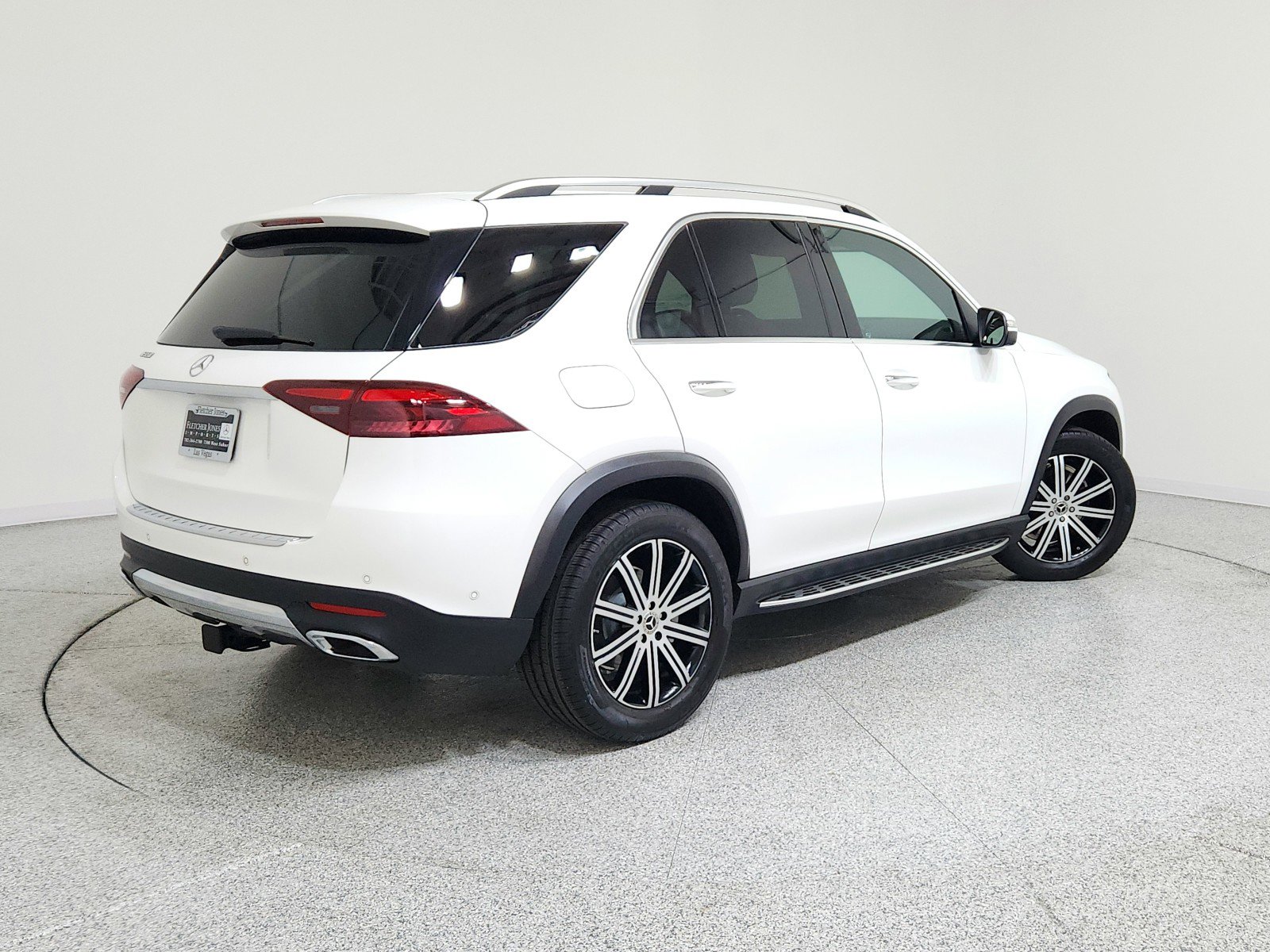 Certified 2025 Mercedes-Benz GLE 350 4MATIC image 3