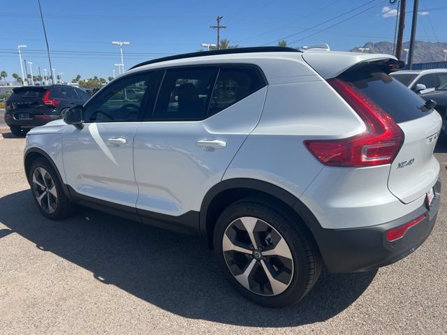 New 2026 Volvo XC40 B5 Plus w/ Climate Package AWD/4WD image 5