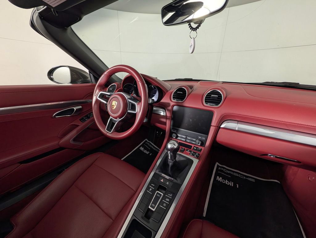 Certified 2024 Porsche 718 Boxster S image 21