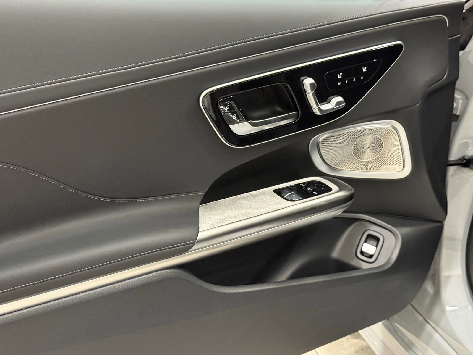 New 2026 Mercedes-Benz CLE 450 4MATIC Coupe image 14