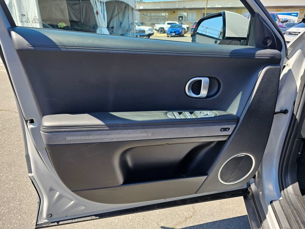 Used 2024 Hyundai Ioniq 5 Limited AWD/4WD image 22