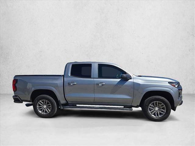 Used 2025 Chevrolet Colorado LT RWD image 4